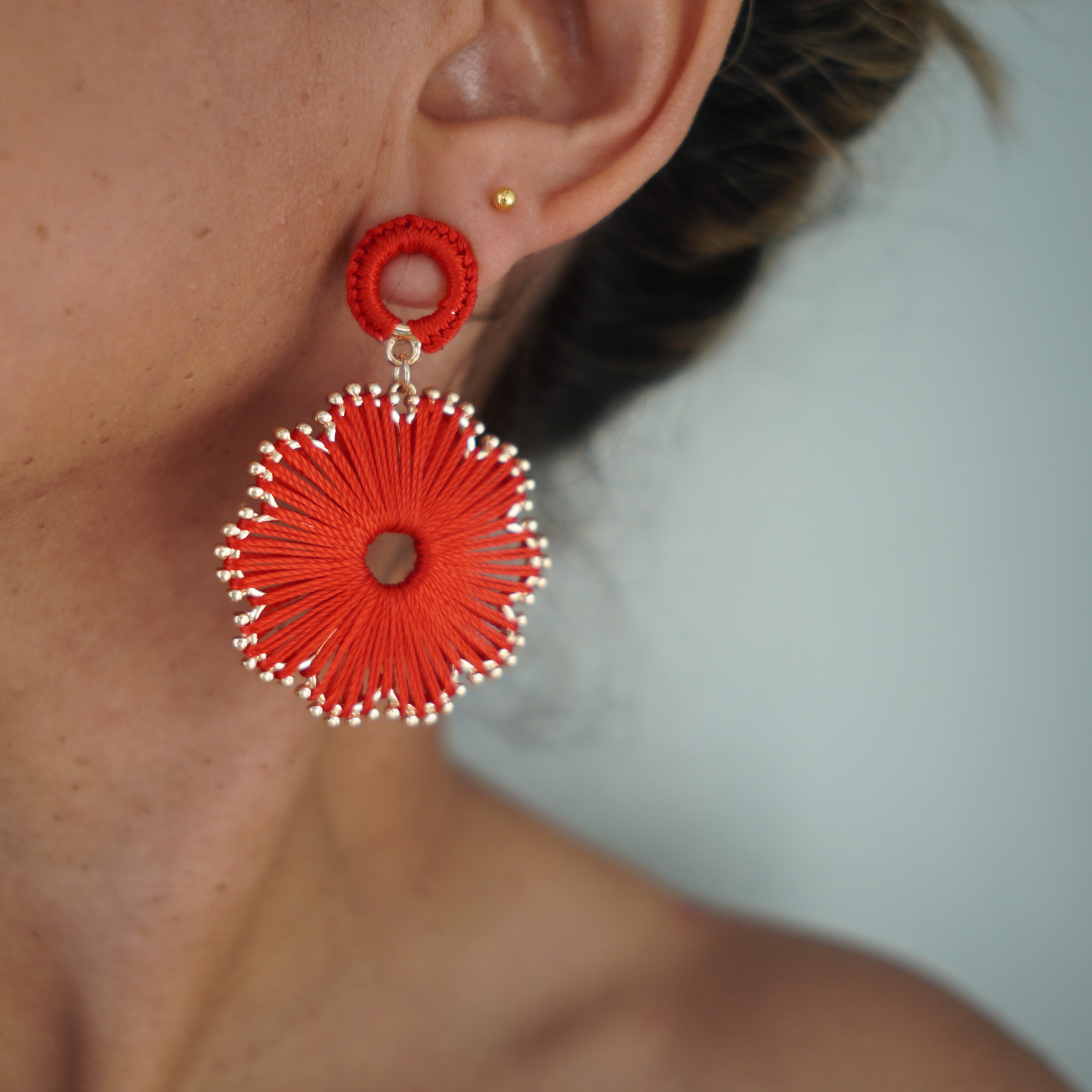 Real Daisy Flower Threader Earrings in Sterling Silver, Real Flower Ear  Threaders, Resin Flower Jewellery - Etsy